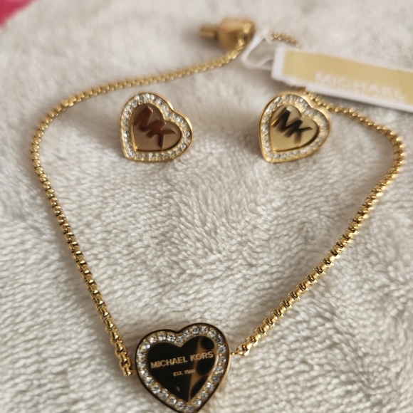 Michael Kors Rhinestone heart bracelet and earrings - Picture 1 of 8